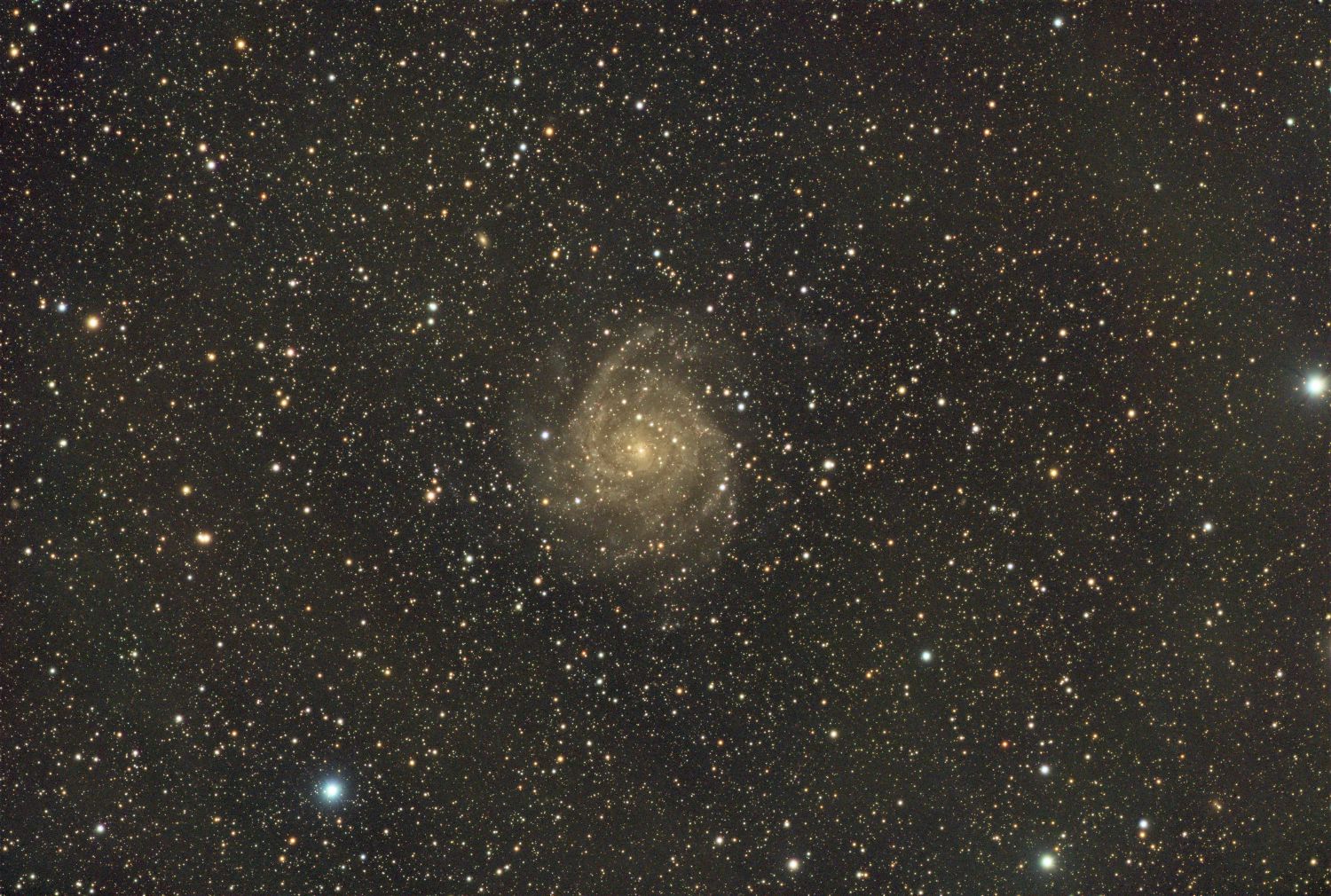 IC 342 - Skrita galaksija (The Hidden galaxy)